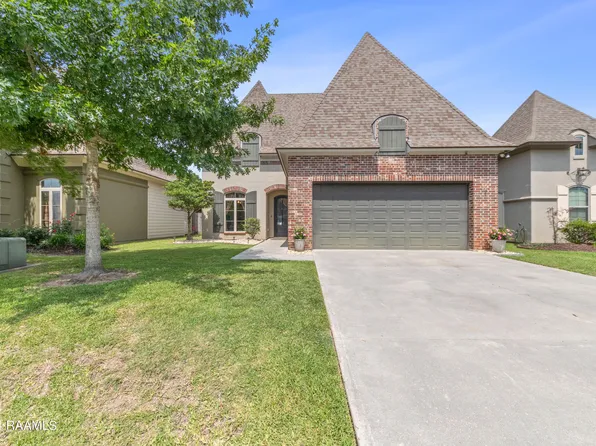 111 Fairwood Dr, Broussard, LA 70518
