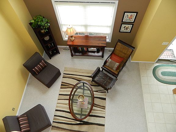 2nd image of 2298 Sandalwood Dr