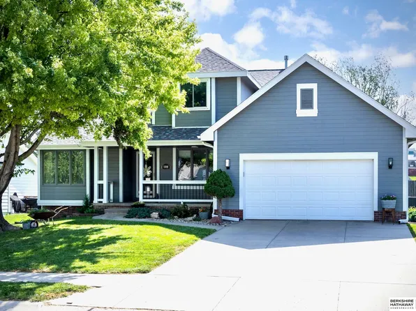 11889 S 217th St, Gretna, NE 68028