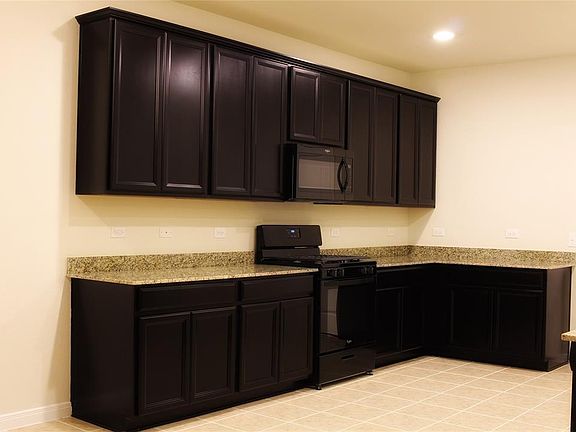 3rd image of 12318 Skyview Manor Dr