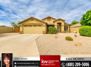 2204 S Quartz Ct, Gilbert, AZ 85295