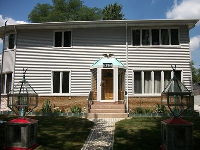 922 Coach Rd, Homewood, IL, 60430