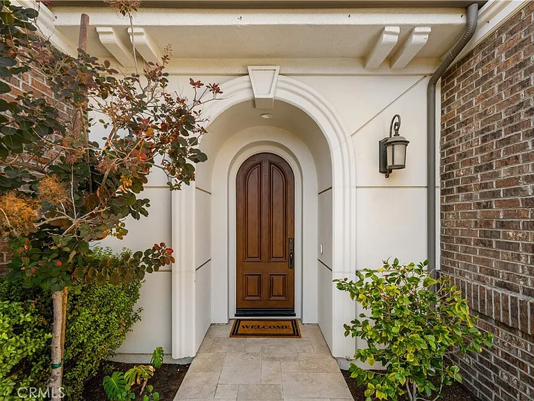 1151 Summit Oak Dr — Photo 3