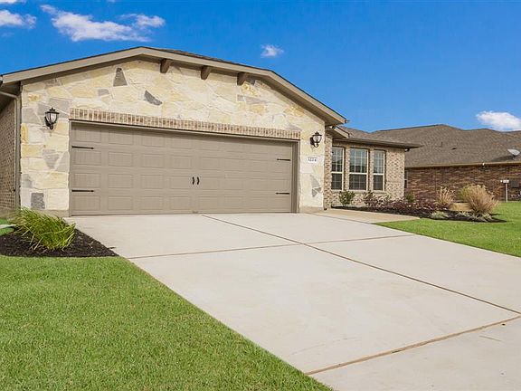 2nd image of 3224 Aurelia Ln