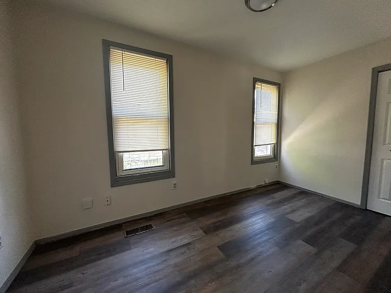 4819 24th Ave #1 — Photo 3