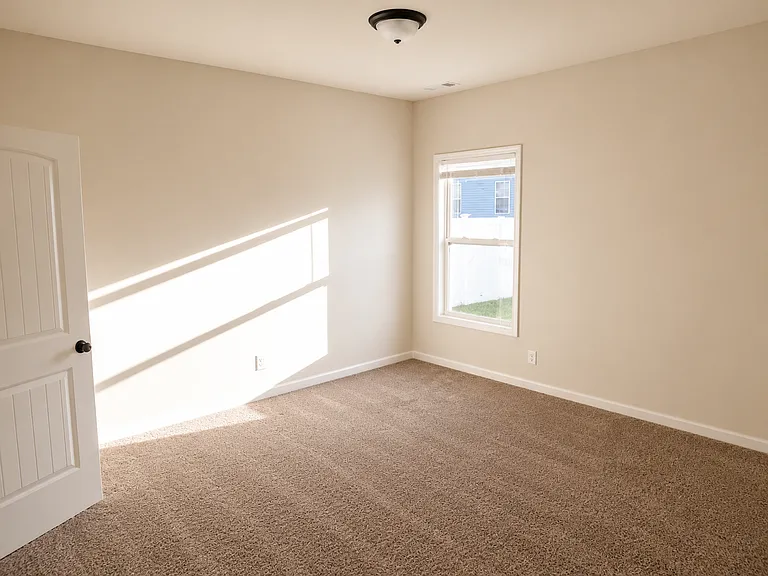 107 Truman Ct — Photo 9