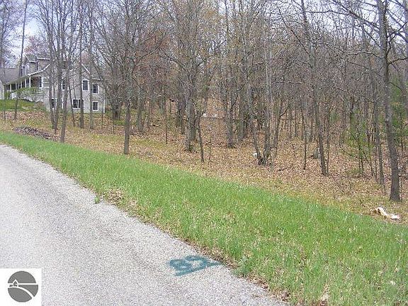 2nd image of 310 Bramblewood Dr #68