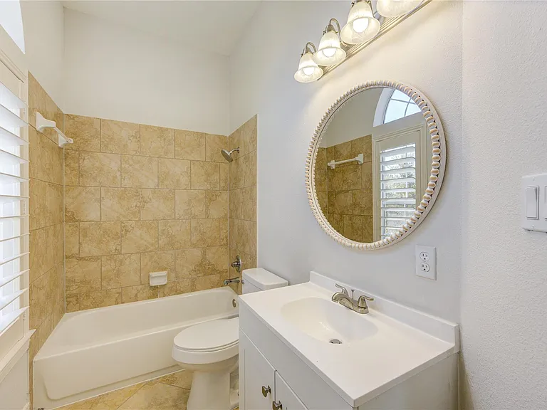 3007 Mullingar Walk — Photo 33
