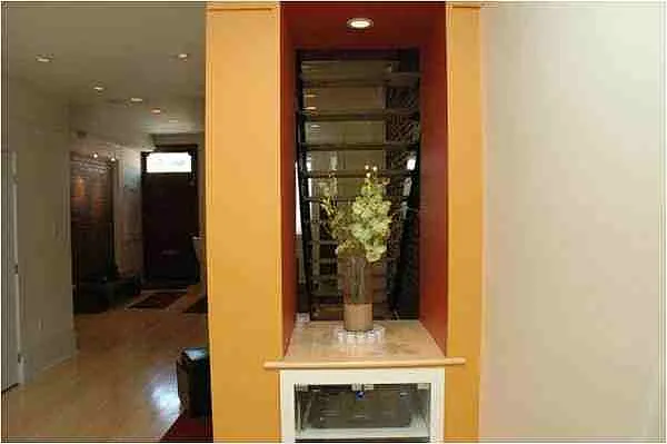 52 T St NW #A — Photo 2