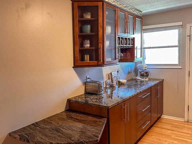 4618 Holly St #6 — Photo 13