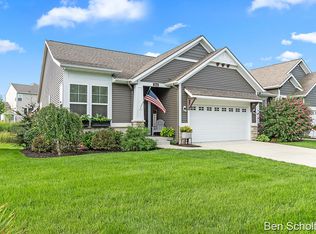 2841 Red Bud Dr, Zeeland, MI 49464