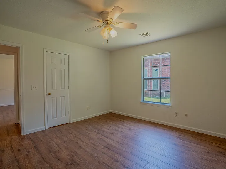 3609 W Boston Pl — Photo 21