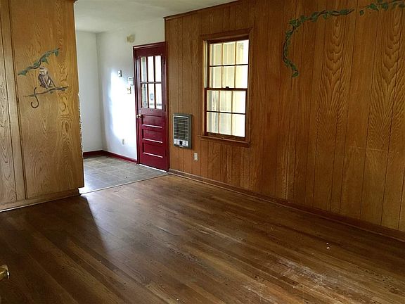 2nd image of 1228 Elkwood St
