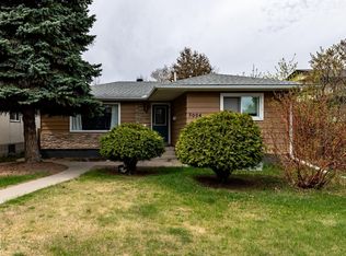 3004 68th St NW, Edmonton, AB T6K 1N6
