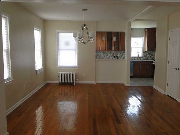 4th image of 138-49 232nd St #138-49