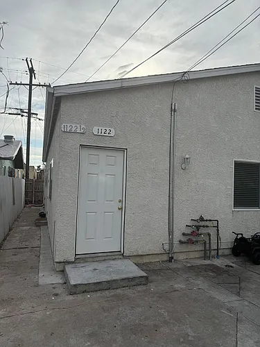 1122 E 27th St Photo 1