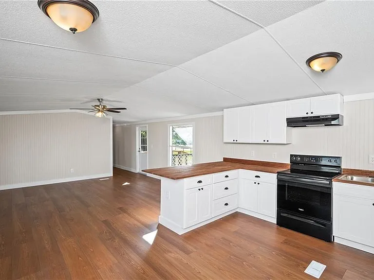 16962 Lea Cir — Photo 29