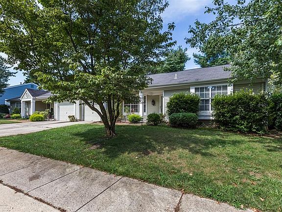 2nd image of 1028B Thornbury Ln