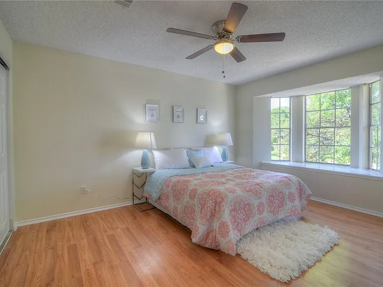 6320 Avery Island Ave — Photo 12