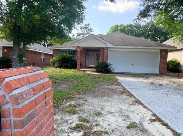 841 Ladner Dr, Pensacola, FL 32505