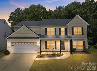 9709 Nannyberry Ln, Charlotte, NC 28273