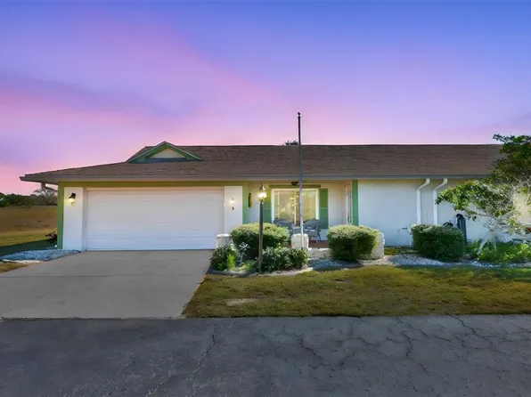 318 Fairside Ct, Sun City Center, FL 33573