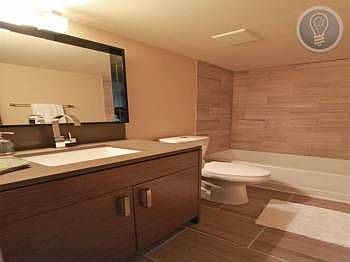 3rd image of 2409 Town Lake Cir APT 111