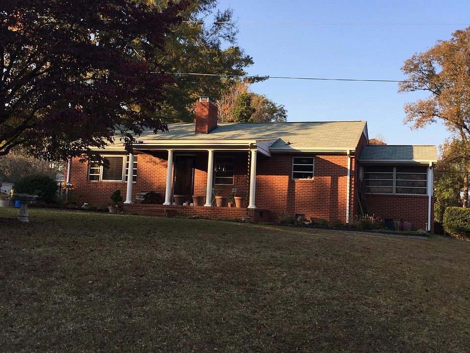 281 Hanks Chapel Rd. Pittsboro