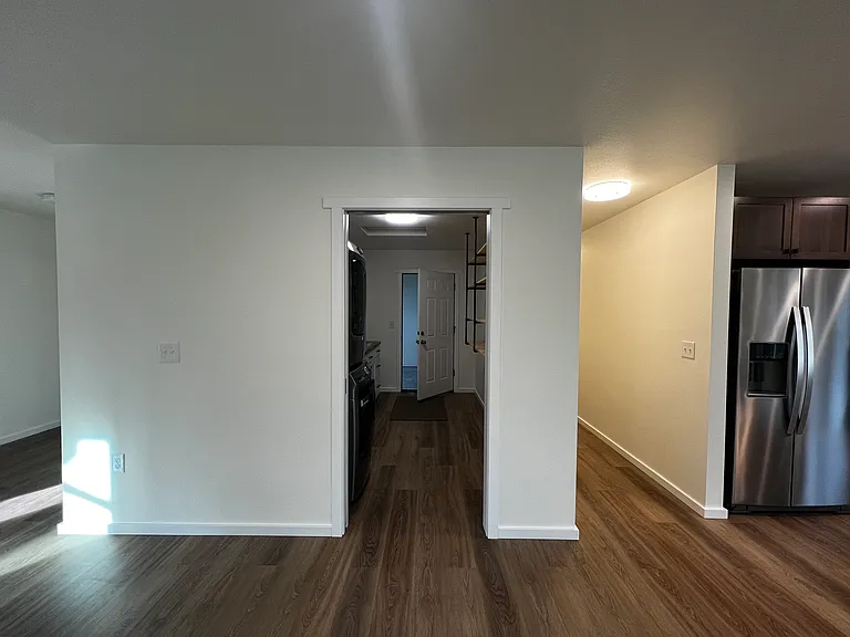2923 N Harlan Cir #B — Photo 3