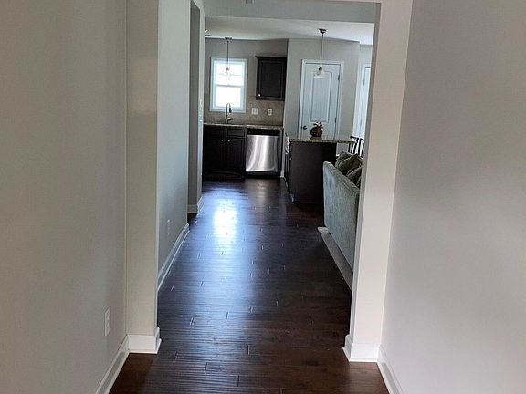 2nd image of 1112 Ellery Dr