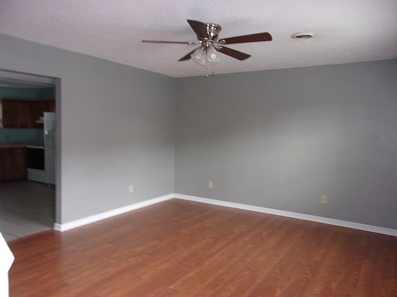 3rd image of 22 Lexington Ct #4