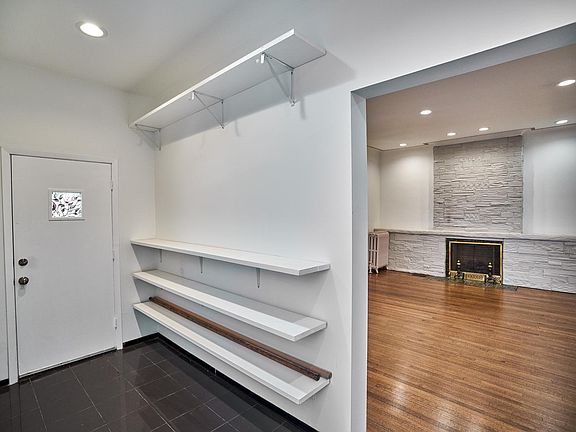 3rd image of 4312 N Kedvale Ave APT 1