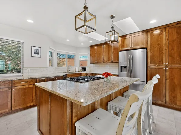 4000 Amy Kay Ct NW, Albuquerque, NM 87107