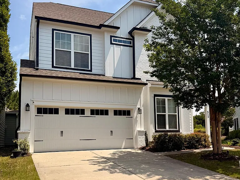 513 Rowanwood Way — Photo 1