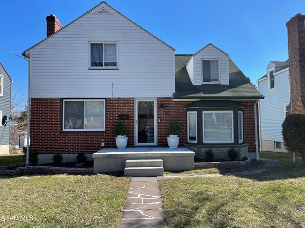 1206 Allegheny St, Hollidaysburg, PA 16648