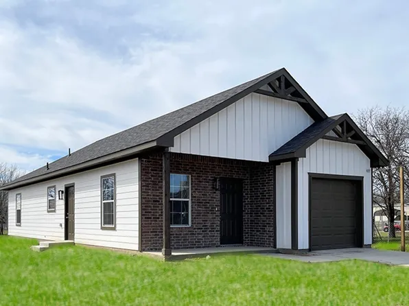 409 SW 15th St, Mineral Wells, TX 76067