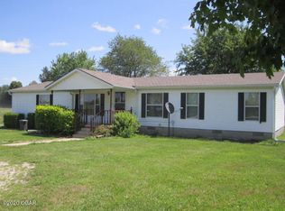 4 SE 43rd Ln, Lamar, MO 64759