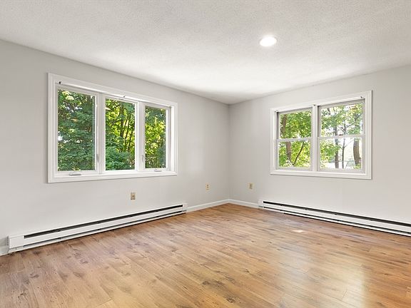5th image of 71 Park Terrace Rd APT 5