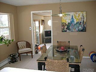 1st image of 465 Theresa Dr
