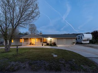 23800 Shoreline Ct, Tehachapi, CA 93561