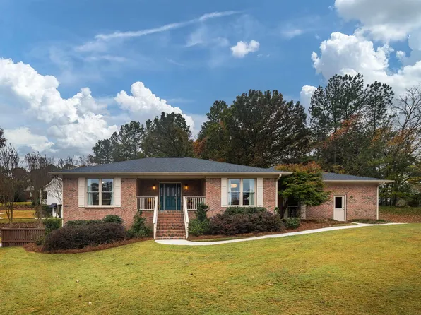 2368 Altadena Crest Dr, Birmingham, AL 35242