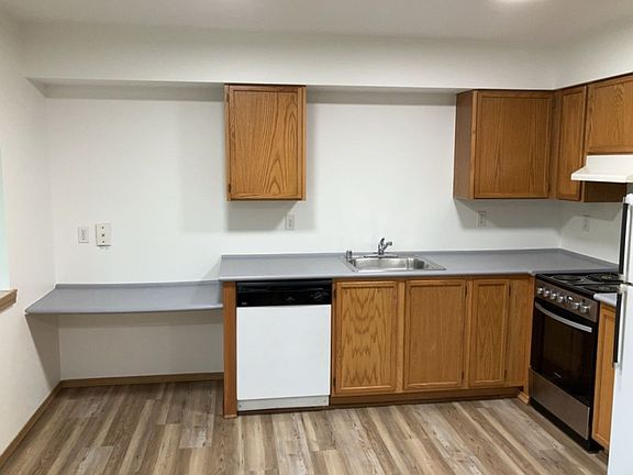 4th image of 2211 Douglas Ave APT 101