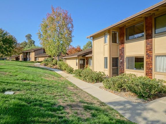 2nd image of 6016 Calle De Felice