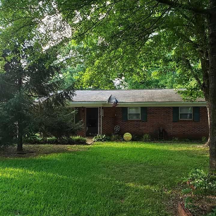 2nd image of 157 Dixon Rd