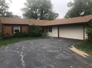 149 Mellbrook Rd, Bolingbrook, IL 60440