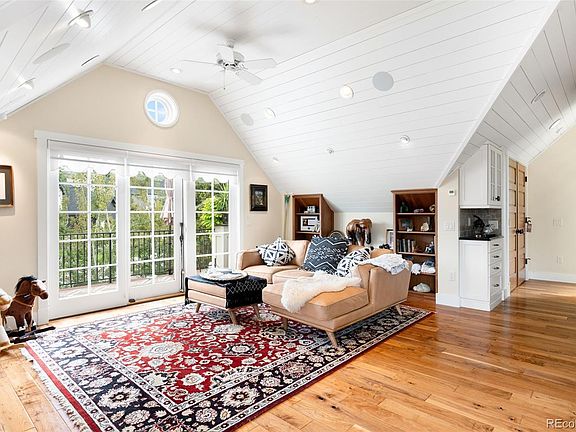 4th image of 3166 Juniper Court