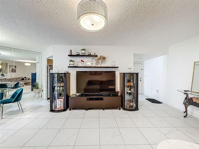 6555 W Broward Boulevard #208, Plantation, FL, 33317