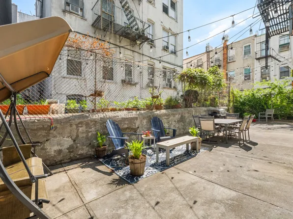671 47th Street image 9 of 9