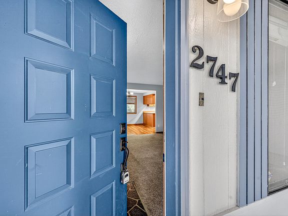 2nd image of 2747 SW 23rd St
