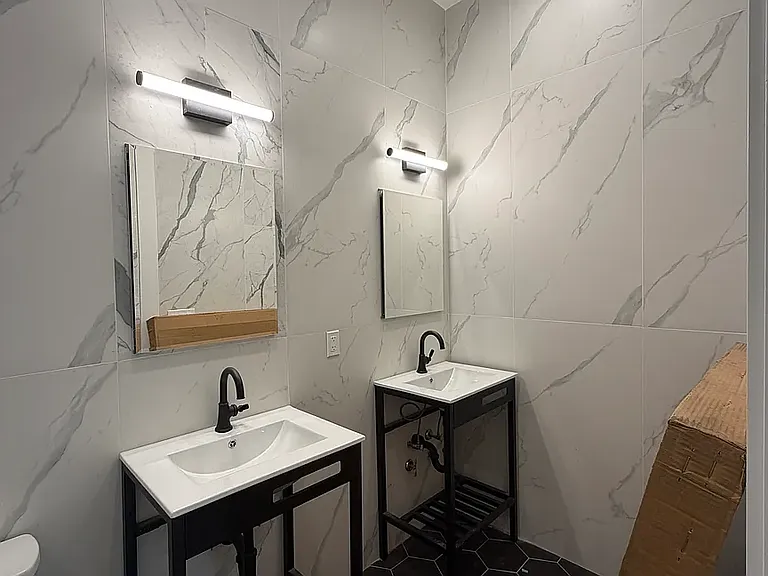 12 Locust St #1 — Photo 13